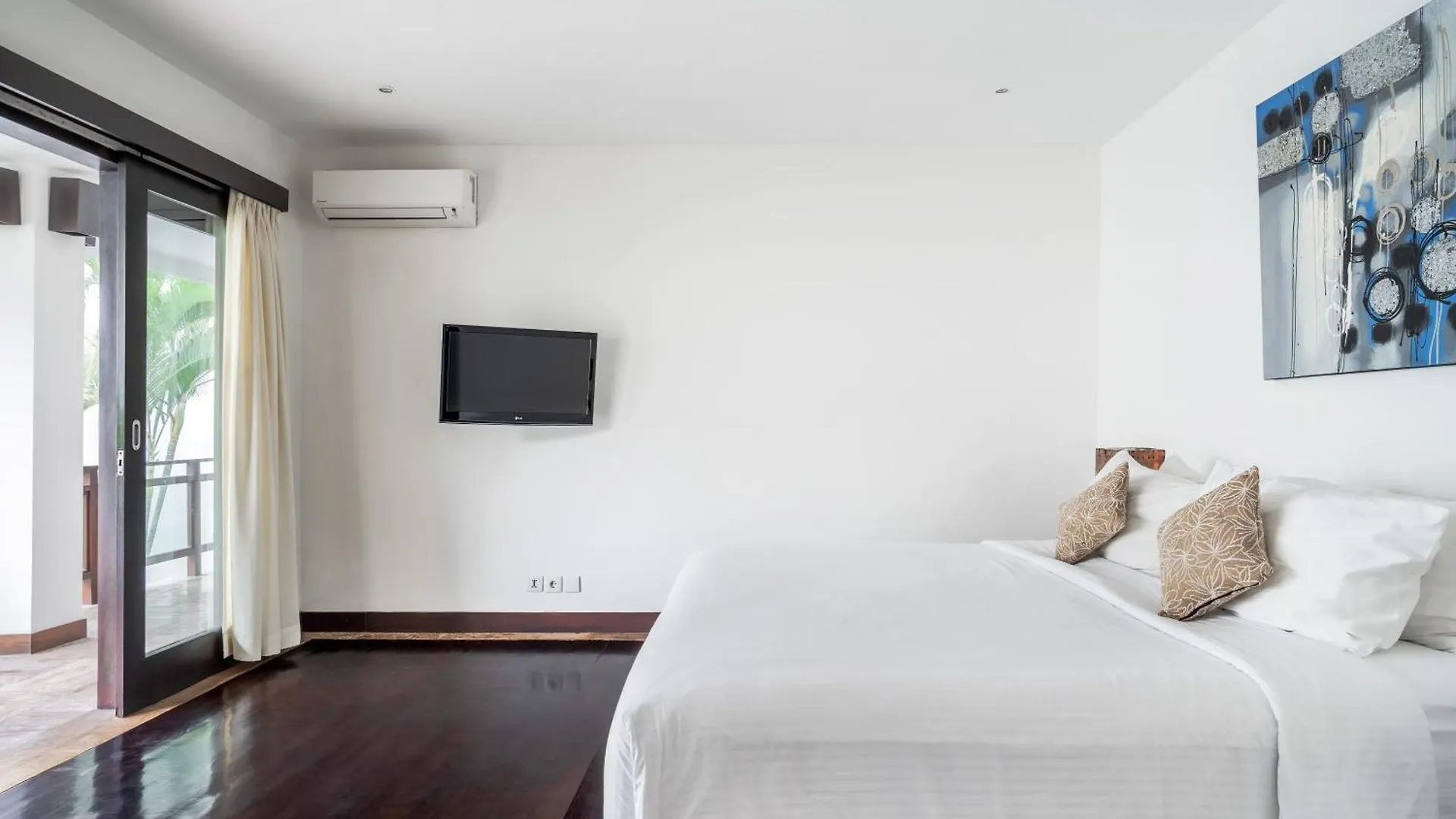 Danoya Private Luxury Residences سمينياك